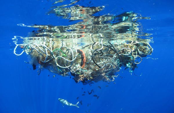 Así aumentan las islas de plástico en el mar