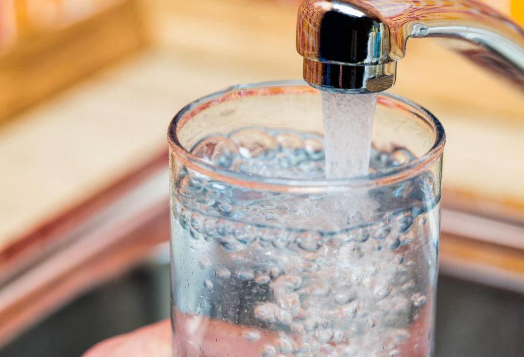 No tener purificador de agua puede costarle caro a tu salud